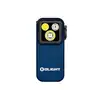 Mini lampe clip de poche Olight Oclip Pro bleu de face avec trois LED pour le camping et EDC