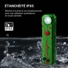 Lampe de poche verte étanche IPX5 résistante aux éclaboussures et à la pluie avec éclaboussures d'eau.