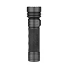 Lampe torche Olight Seeker 4 Pro noire debout, avec poignée antidérapante texturée pour le camping et la survie