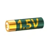 Batterie lithium-ion rechargeable de 1,5 V à motif vert avec extrémités dorées et texte jaune 1,5V