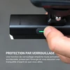 Bouton de verrouillage vert de la lampe de vélo Olight pour éviter l'activation accidentelle.