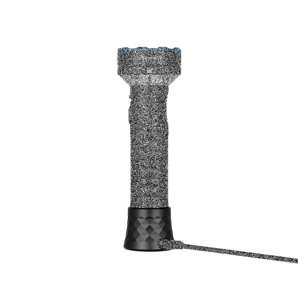 Lampe de table noire, design moderne, corps texturé, base géométrique.