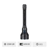 lampe torche puissante 2500 lumens 1050 mètre portée