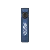 Lampe de poche Olight Arkfeld Ultra bleue avec gravure de phénix, vue de face, idéale pour le camping et EDC