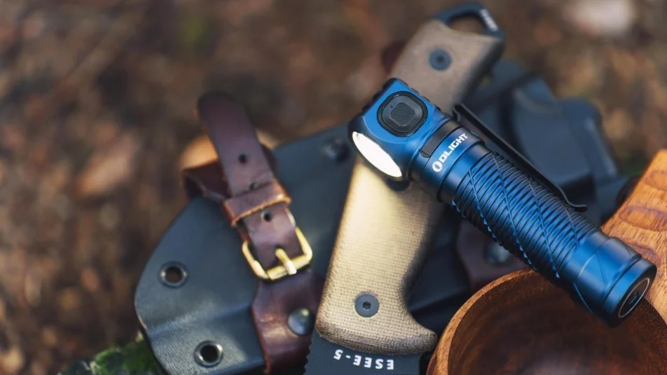 Lampe frontale pour le camping et la randonnee: Le guide complet