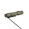 Olight Warrior Ultra vert olive, vue latérale, lampe de poche tactique rechargeable pour extérieur.