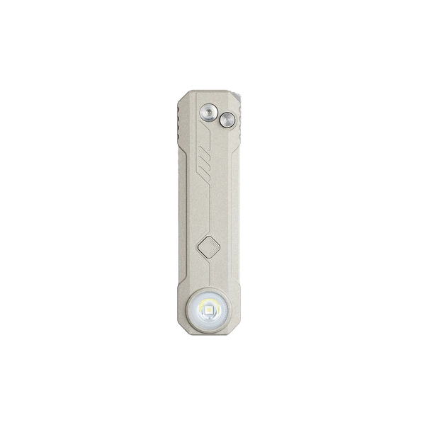 Lampe torche EDC rectangulaire beige de profil sur fond noir, design moderne en aluminium compact.