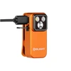 Lampe de poche orange Olight avec chargement USB.