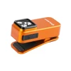 Lampe frontale Olight Obulb avec clip, rechargeable par USB, design orange vif, éclairage mains libres.