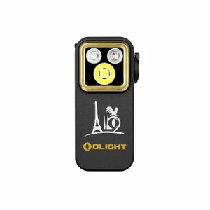 Olight Oclip Pro S noire avec accent doré, vue de face, lampe de poche EDC rechargeable pour une utilisation quotidienne et un éclairage d'appoint.