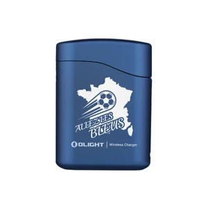 Boîtier de charge sans fil bleu Olight Perun 3 Mini édition Allez les Bleus avec motif de football pour lampe frontale